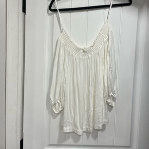 Aritzia Babaton White Off Shoulder Shirt